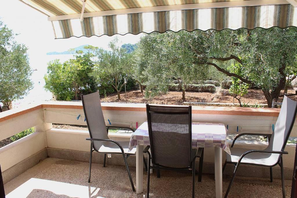 Studio Apartment Marcelina Preko Εξωτερικό φωτογραφία